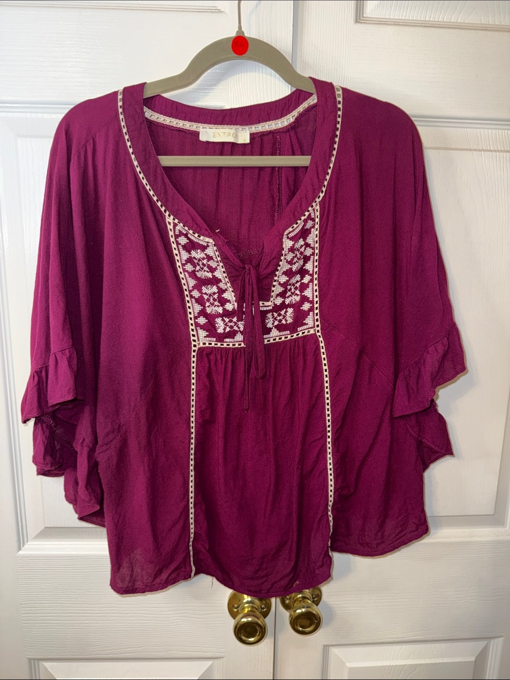 entro Magenta Embroidered Peasant Tunic